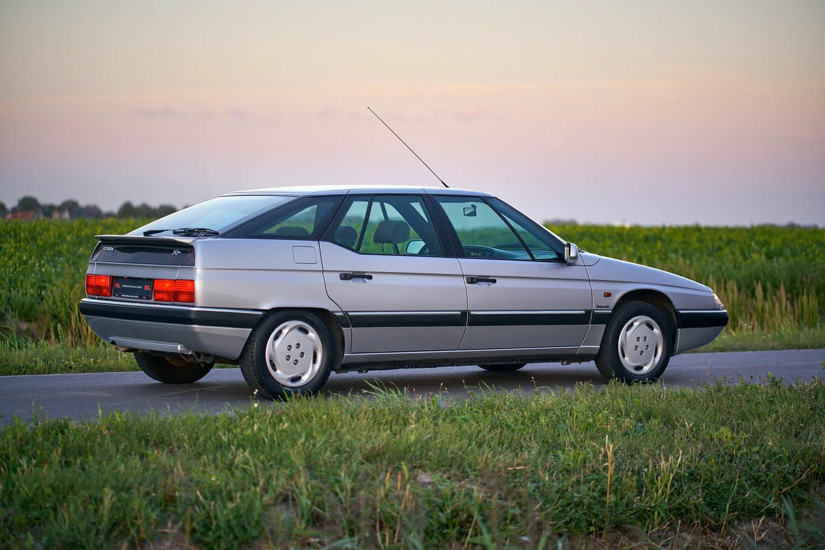 Citroen_XM_2_generation__Hatchback_5-door__2.jpg
