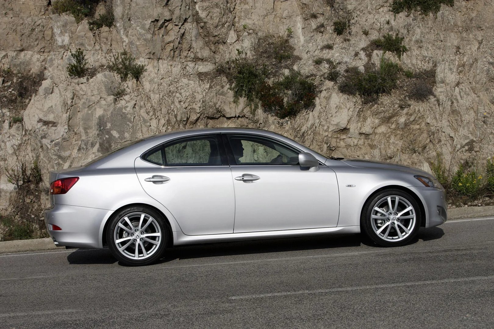 Lexus_IS_2_generation__Sedan__7.jpg