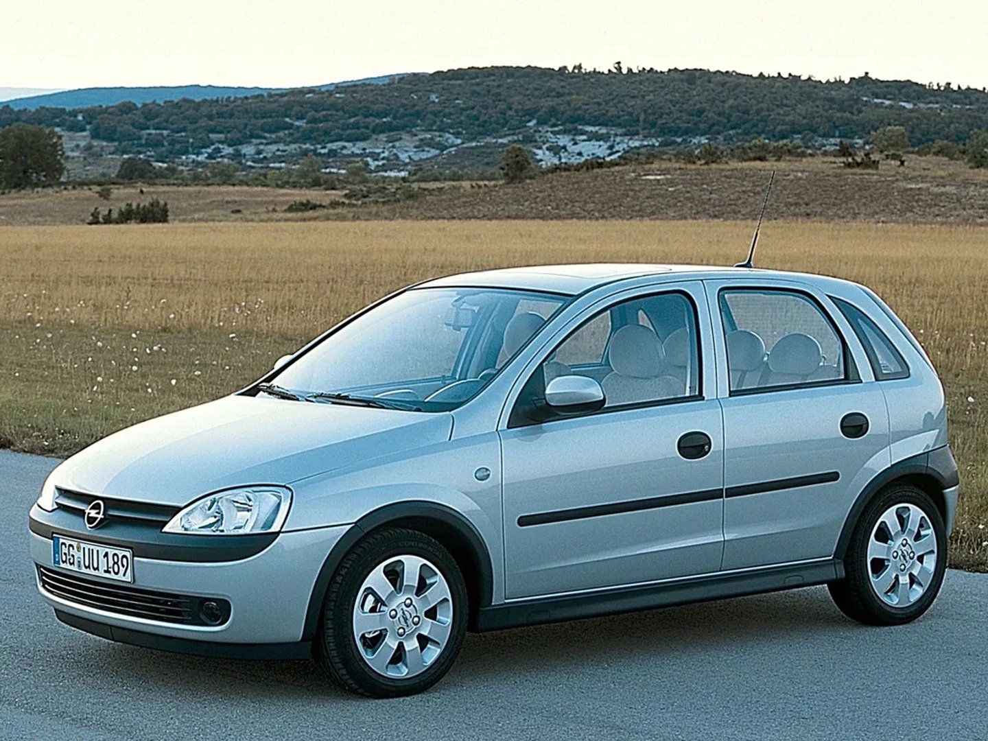 Opel_Corsa_3_generation__Mini_5-doors__13.jpg
