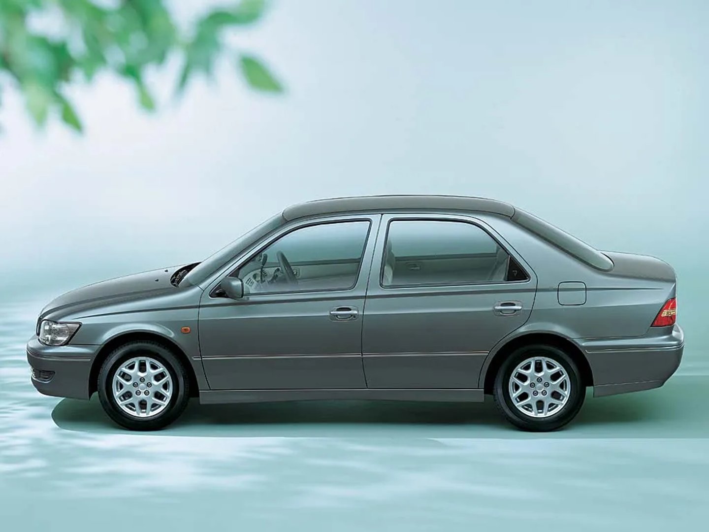 Toyota_Vista_5_generation__Sedan__3.jpg