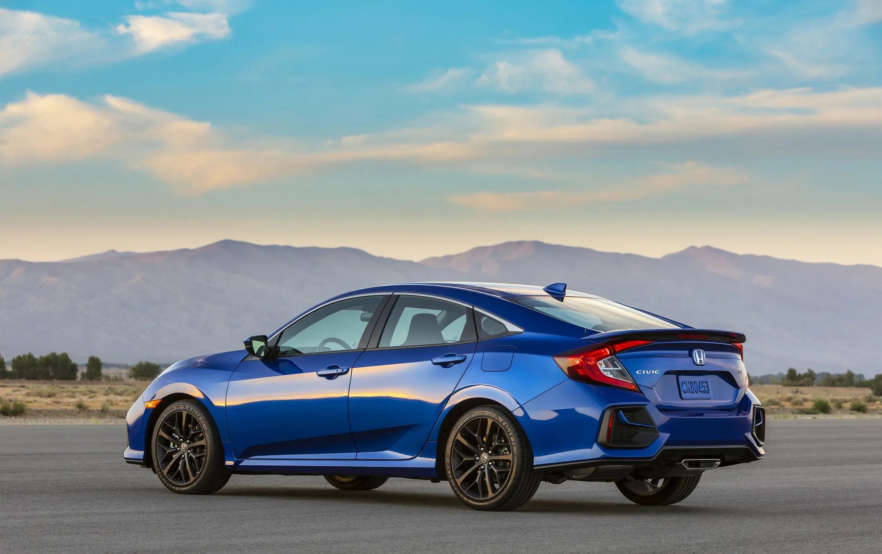 Honda_Civic_(USA)_10_generation_restyling__Sedan__2.jpg