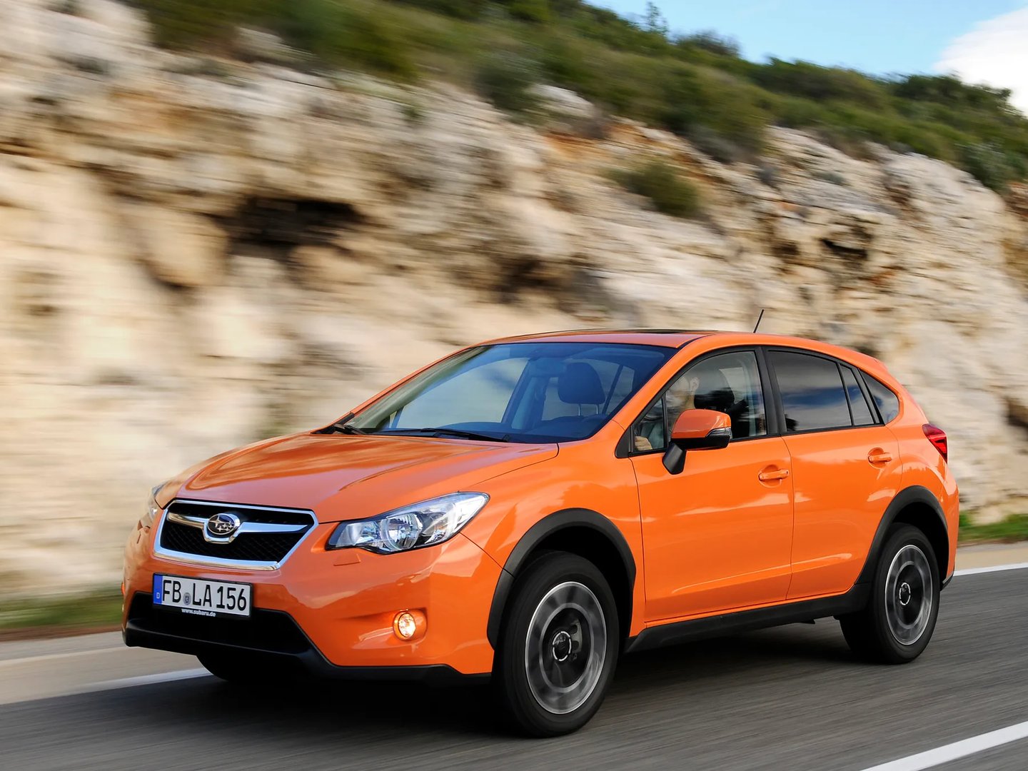 Subaru_XV_1_generation__SUV_5-doors__5.jpg