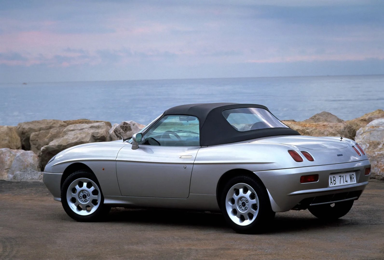 Fiat_Barchetta_1_generation__Cabrio__9.jpg