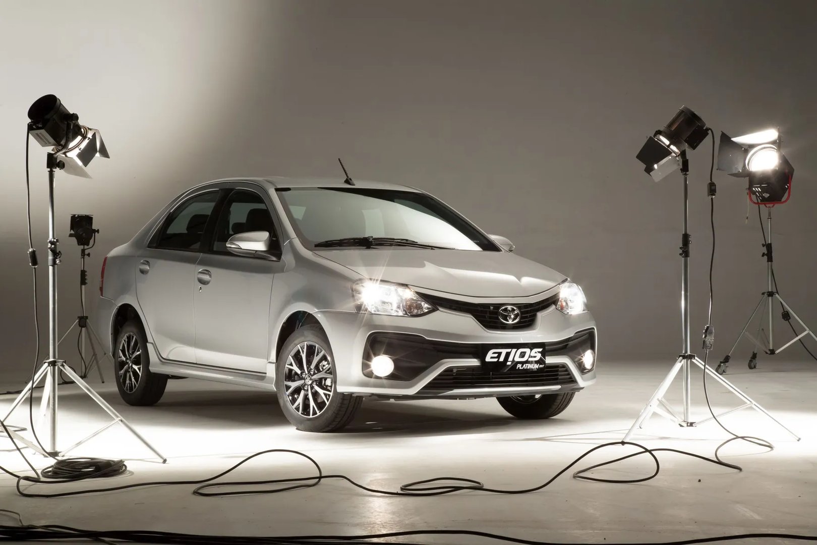 Toyota Etios 1 generation, restyling  Sedan