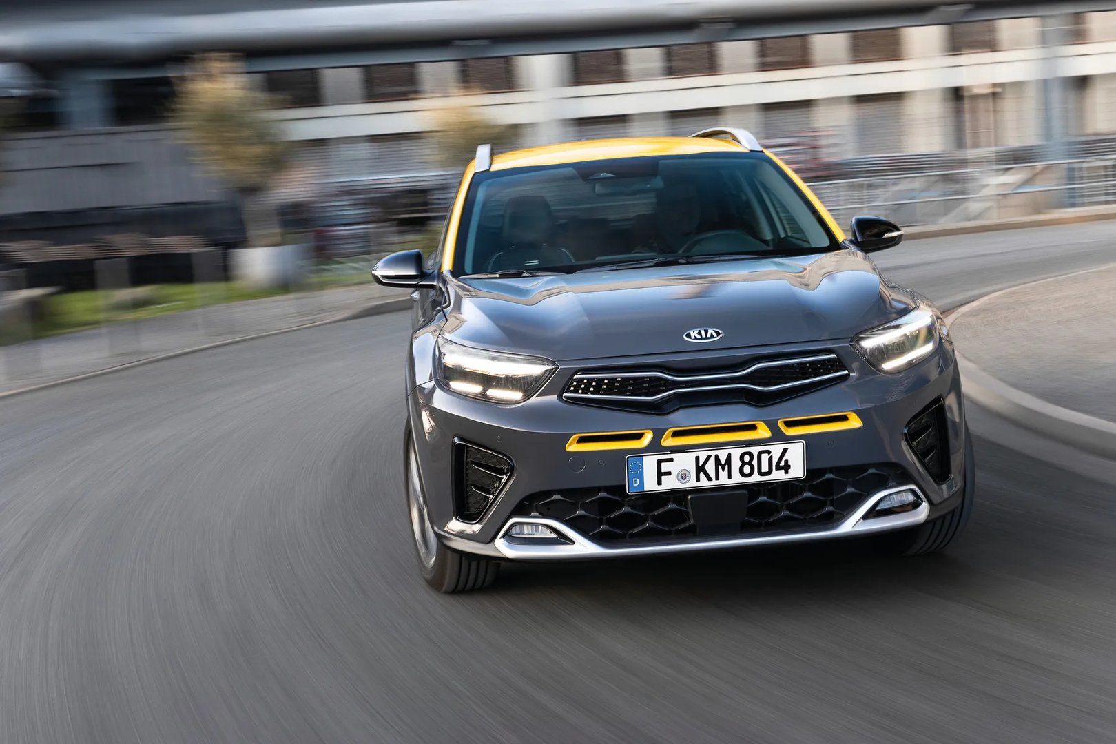 Kia_Stonic_1_generation_restyling__SUV_5-doors__4.jpg