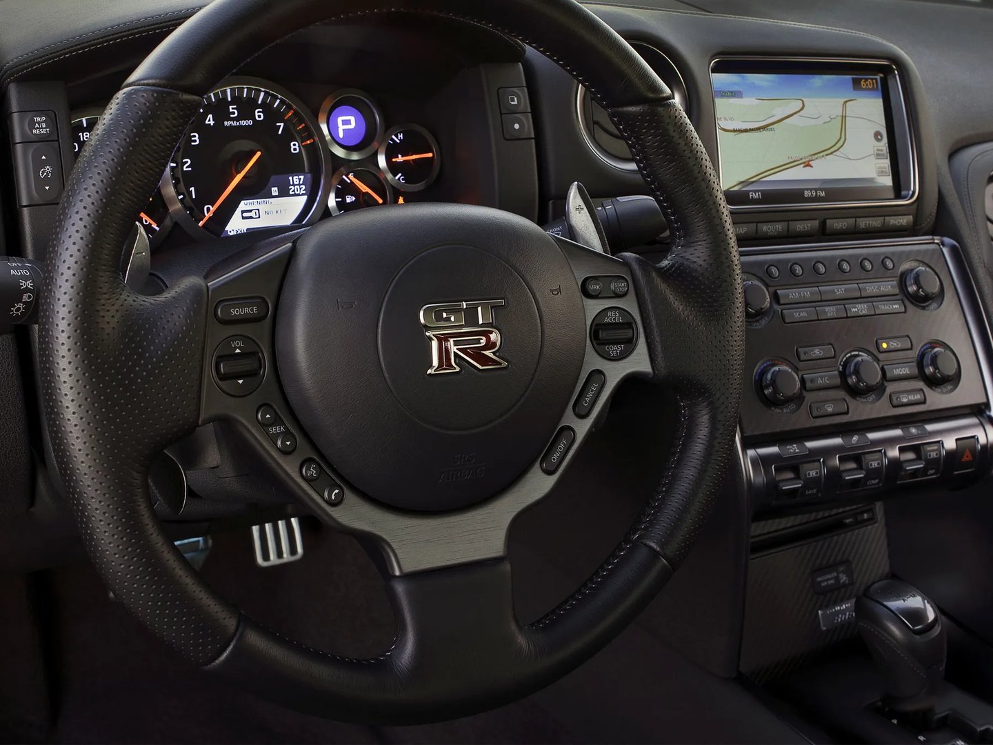 Nissan_GT-R_1_generation_restyling_1__Coupe__12.jpg