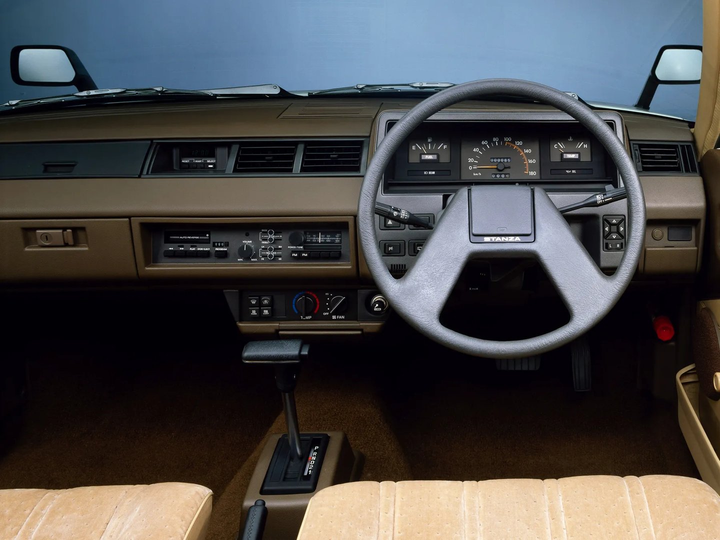 Datsun_Stanza_2_generation__Hatchback_5-door__3.jpg