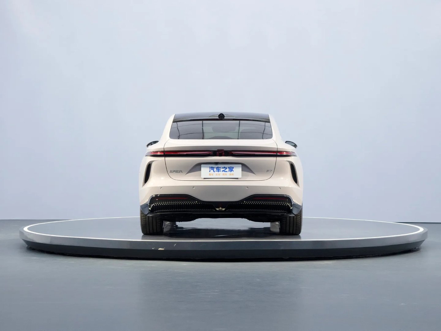 feifan_F7_1_generation__Liftback__6.jpg