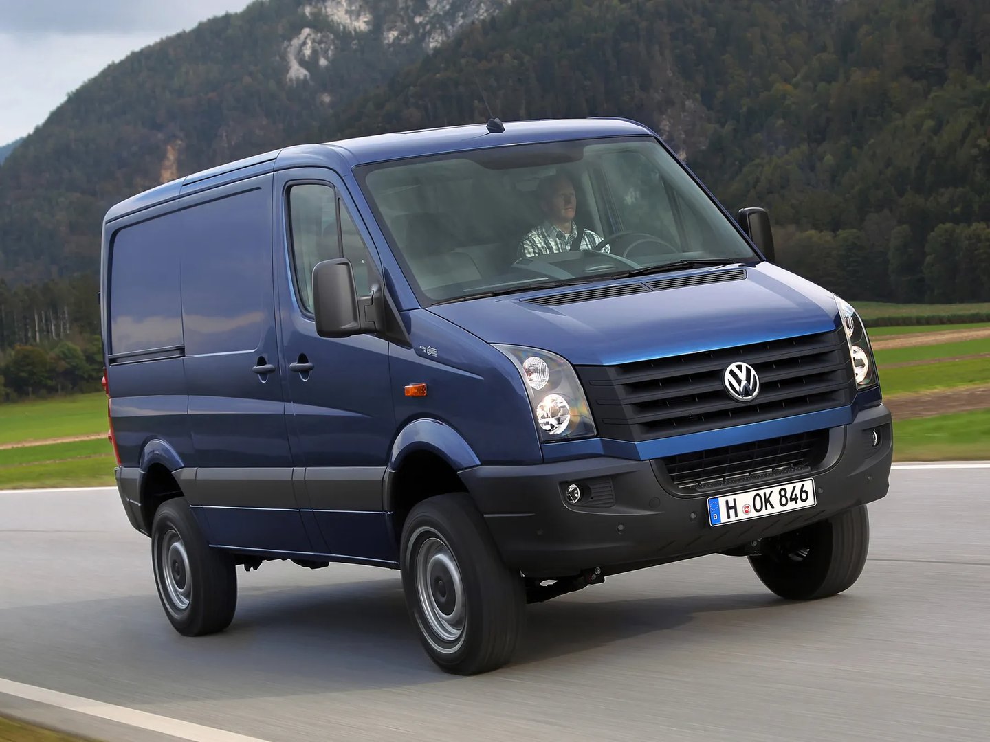 Volkswagen_Crafter_1_generation_restyling_1__Van_Short__5.jpg