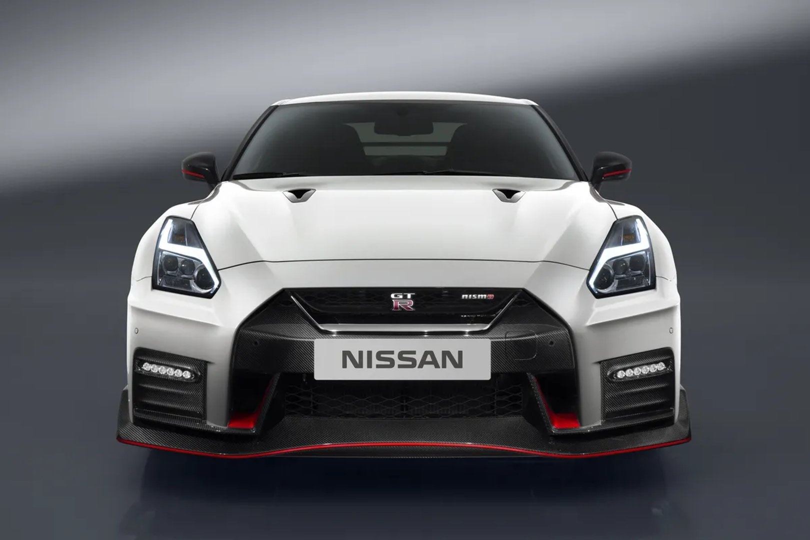 Nissan_GT-R_1_generation_restyling_3__Coupe__8.jpg