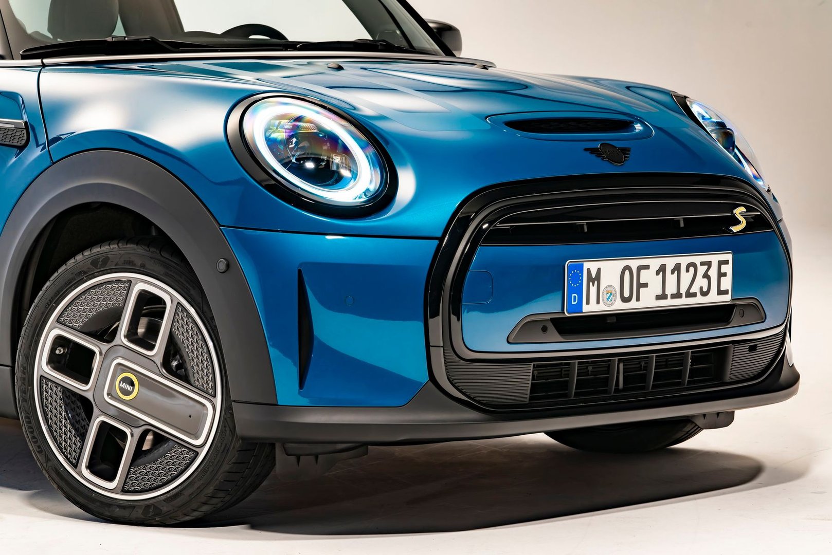 mini_Cooper_3_generation_restyling_2__Mini_3-doors__14.jpg