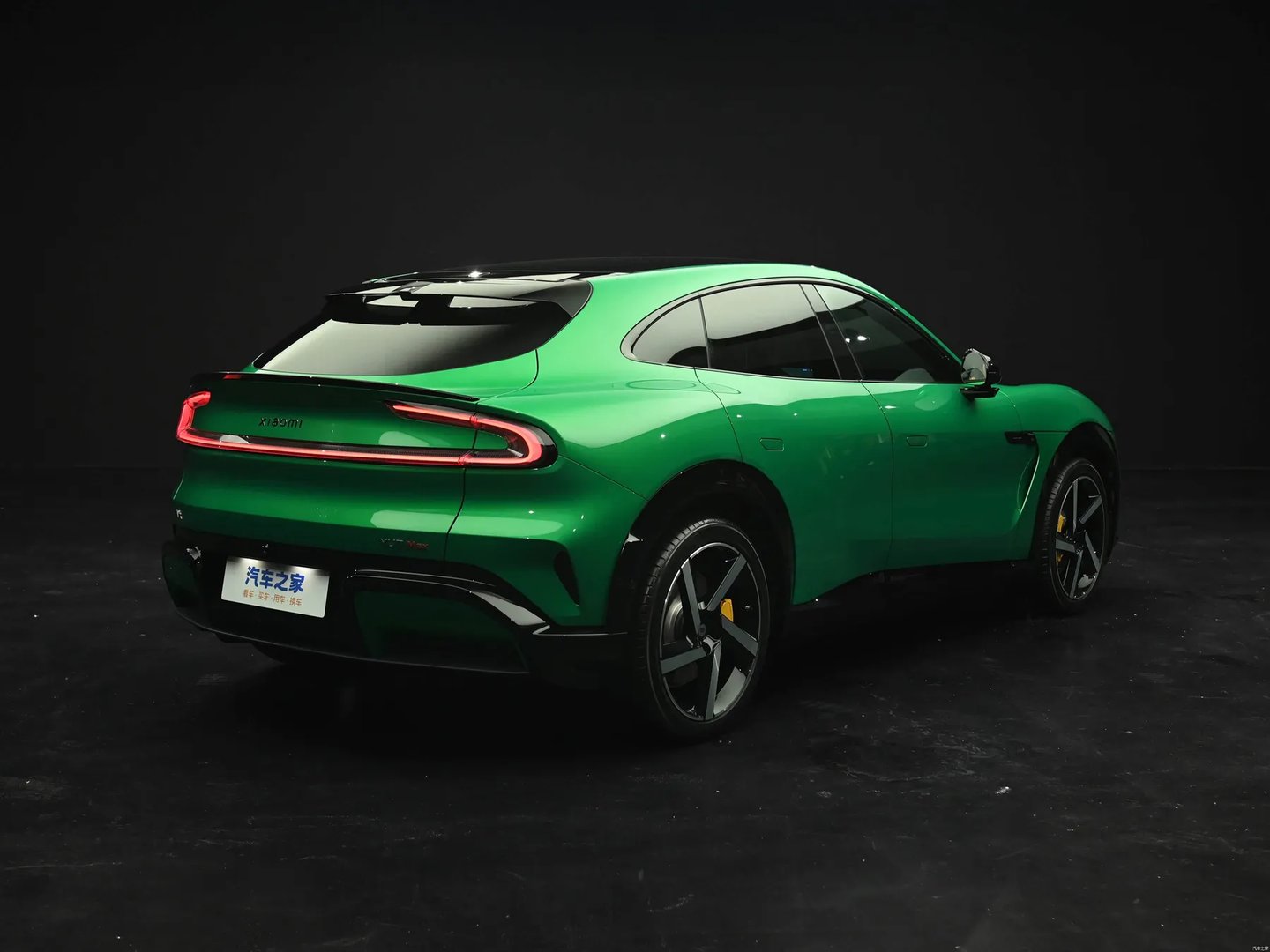 xiaomi_YU7_1_generation__SUV_5-doors__2.jpg