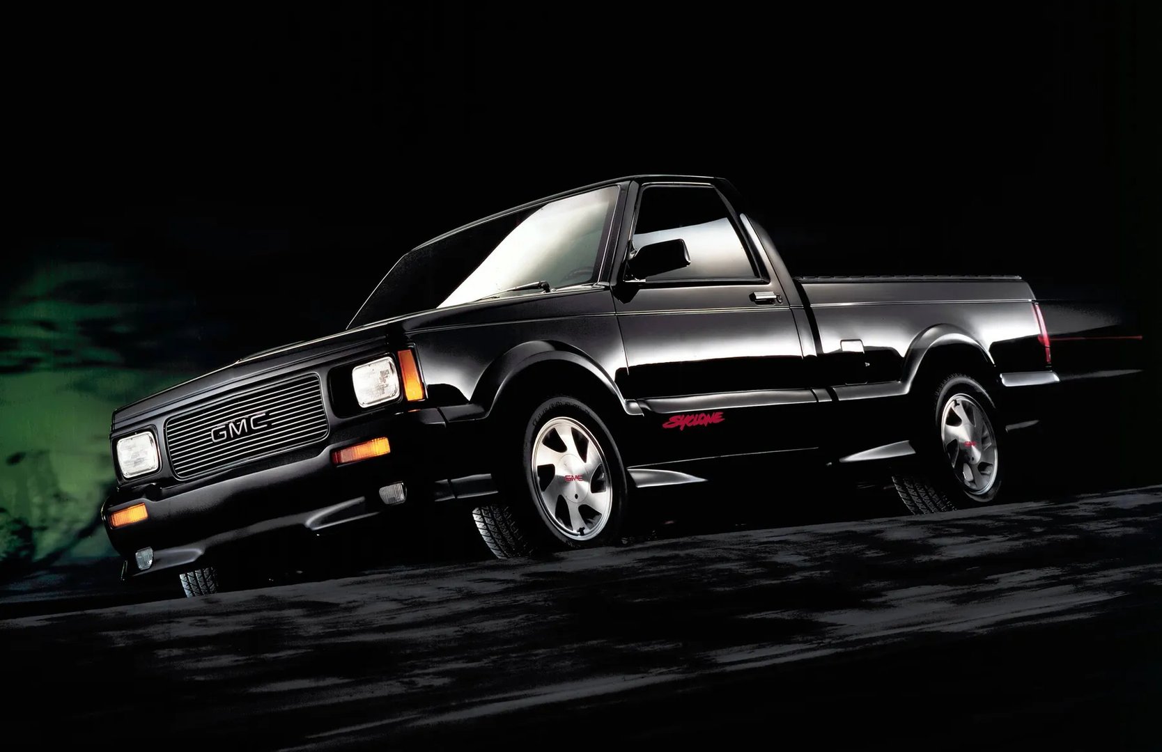 GMC_Syclone_1_generation__Pickup_single-cab__9.jpg