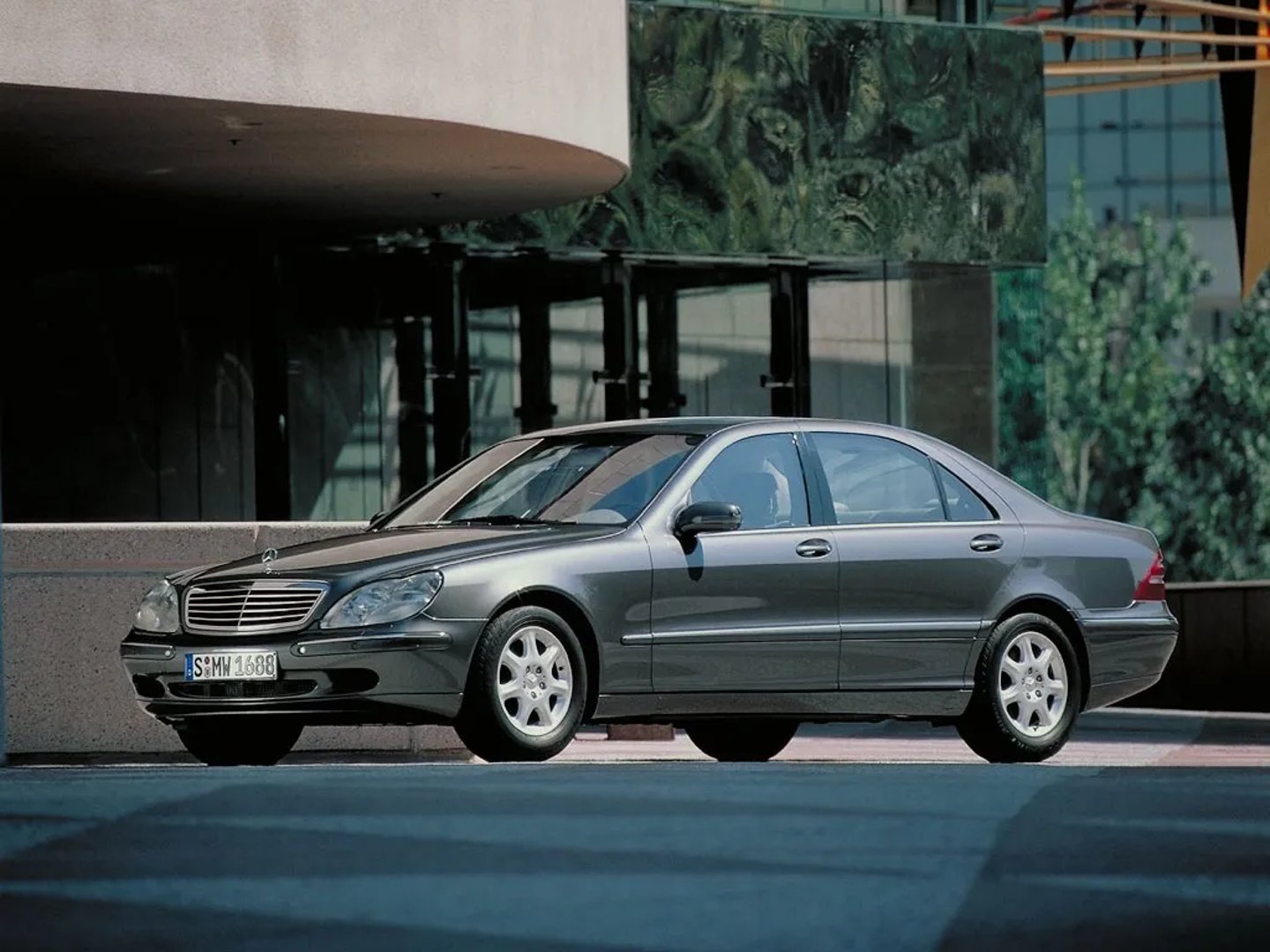 Mercedes_S-Class_4_generation_restyling__Sedan_Long__7.jpg