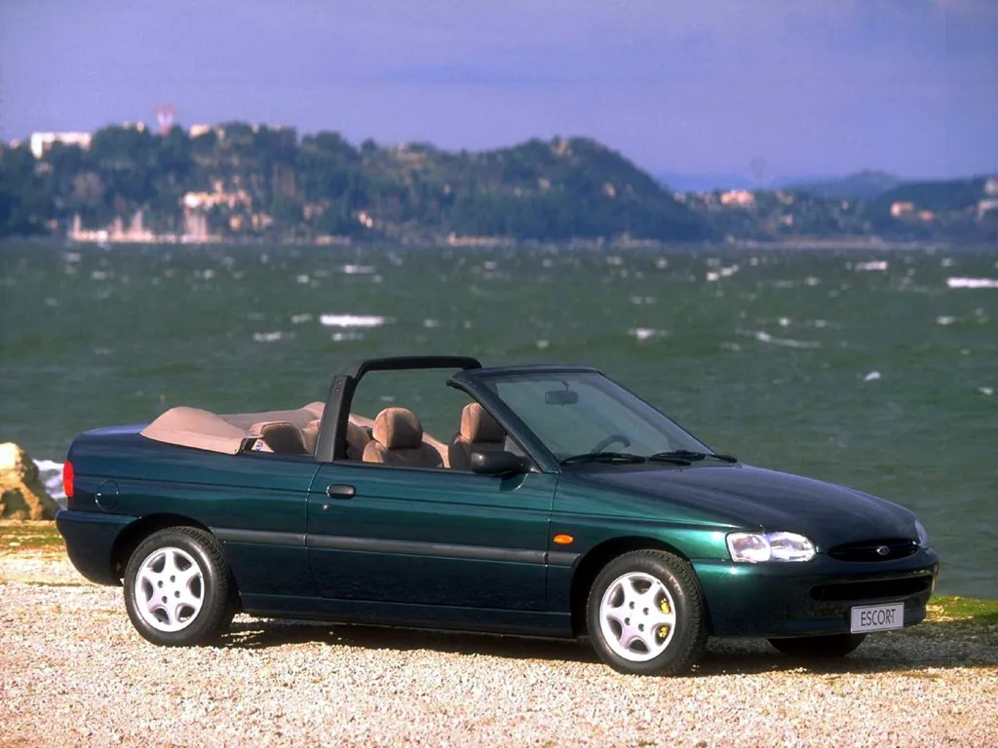 Ford_Escort_5_generation_restyling_2__Cabrio__2.jpg