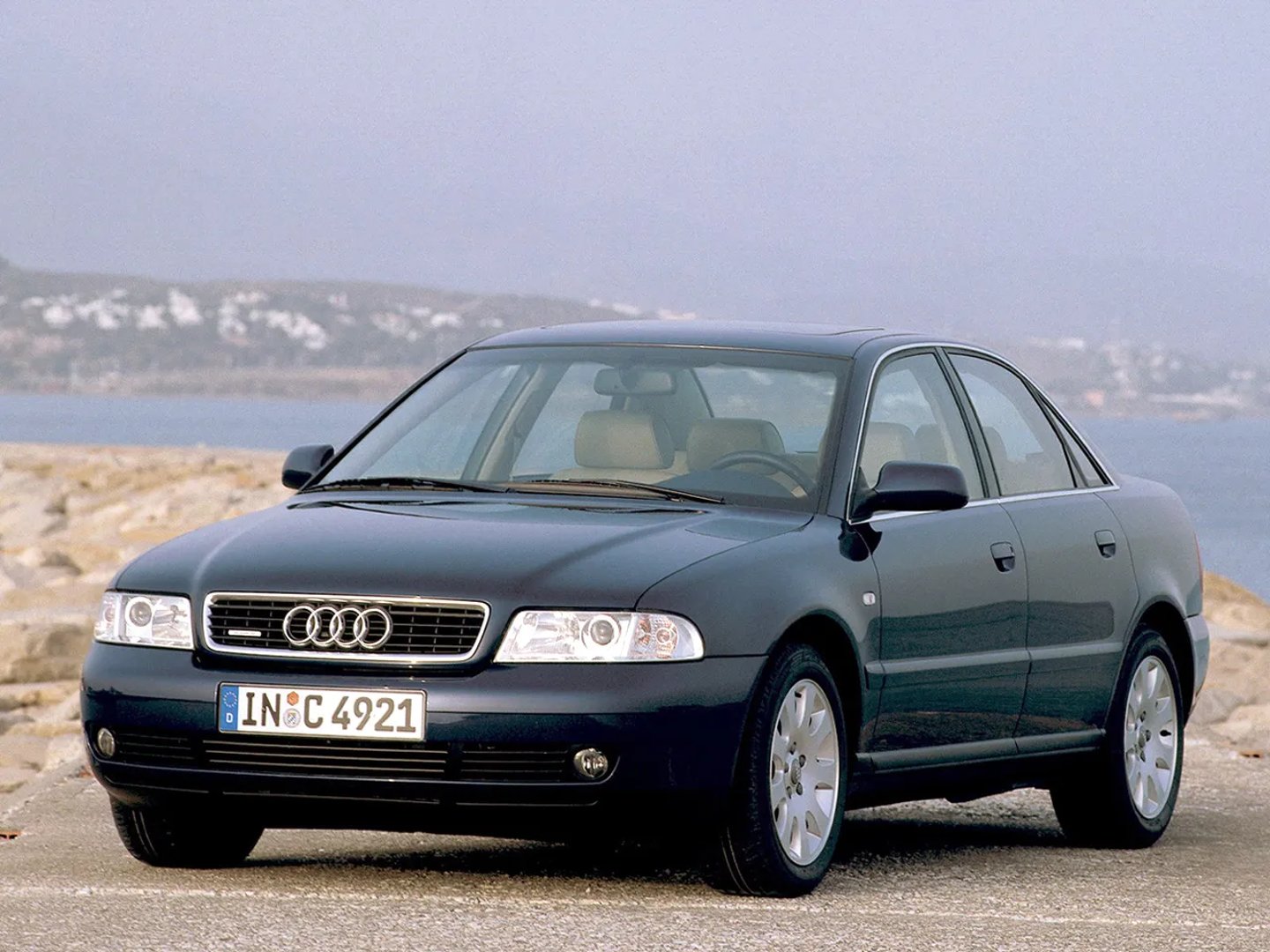 Audi A4 1 generation, restyling  Sedan
