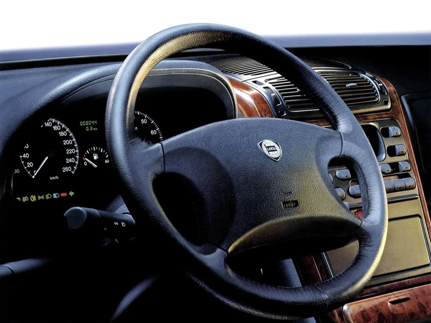 Lancia_Kappa_1_generation__Coupe__11.jpg