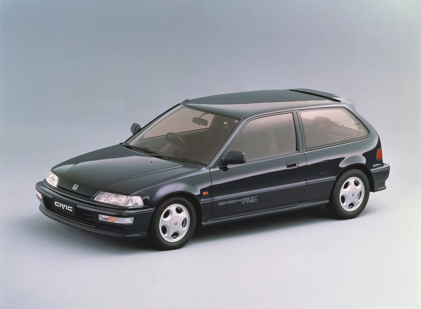 Honda_Civic_4_generation_restyling__Mini_3-doors__3.jpg