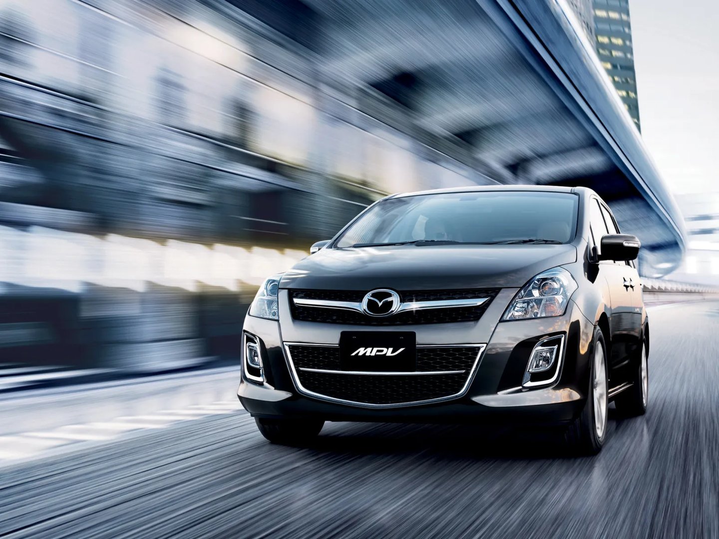 Mazda_MPV_3_generation__Compact_Van__6.jpg