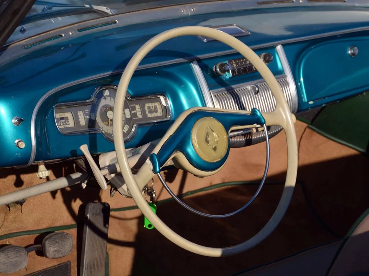 Renault_Fregate_1_generation__Cabrio__5.jpg