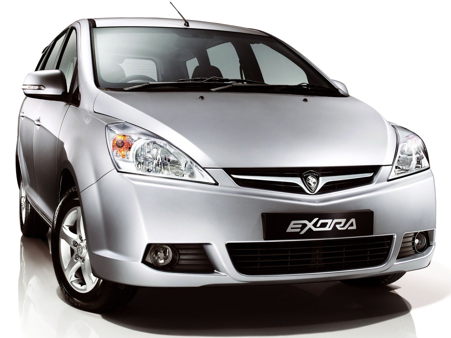 proton_Exora_1_generation__Compact_Van__15.jpg