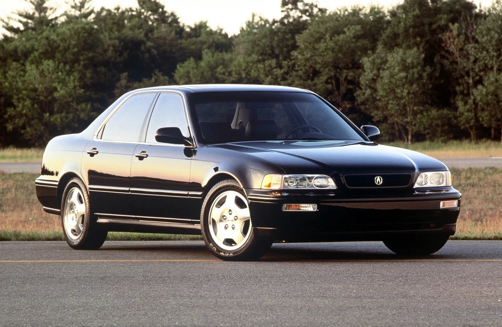 Acura_Legend_2_generation__Sedan__9.jpg