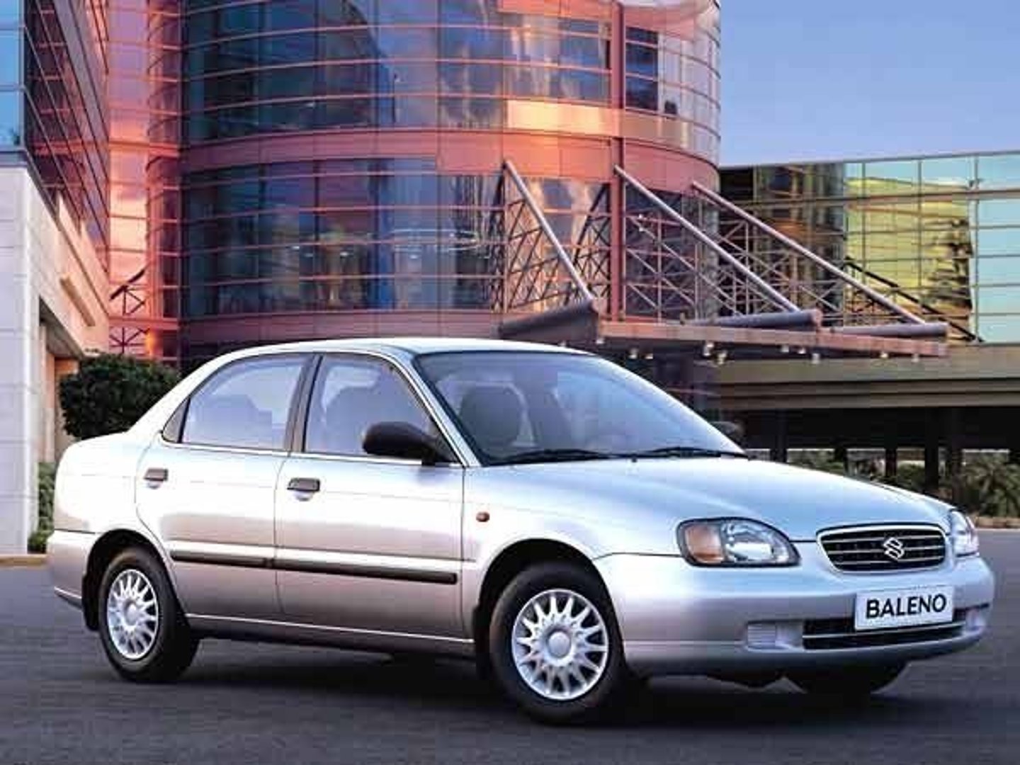 maruti_Baleno_1_generation__Sedan__4.jpg