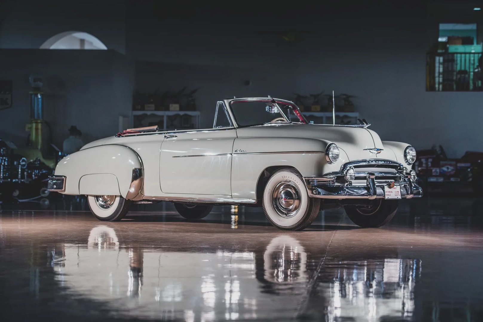 Chevrolet_Deluxe_1_generation__Cabrio__1.jpg