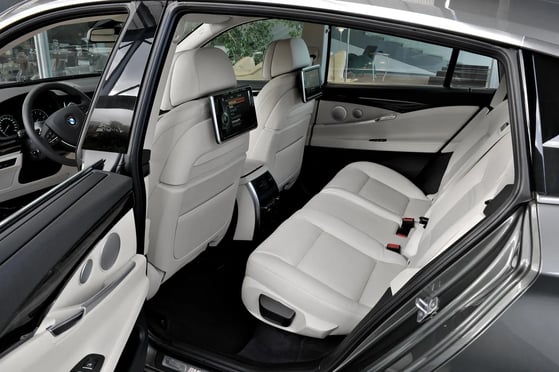 BMW_5_series_6_generation_restyling__Liftback__8.jpg