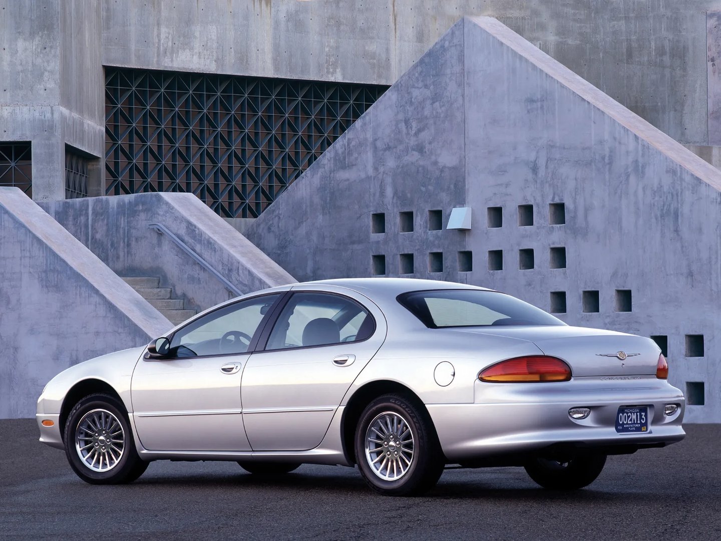 Chrysler_Concorde_2_generation__Sedan__9.jpg
