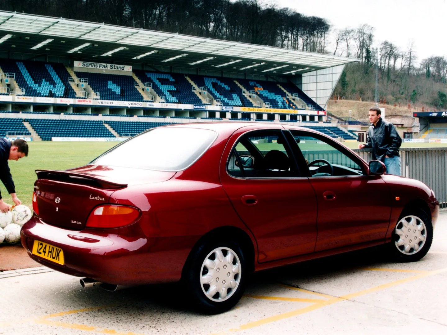 Hyundai_Lantra_2_generation__Sedan__2.jpg