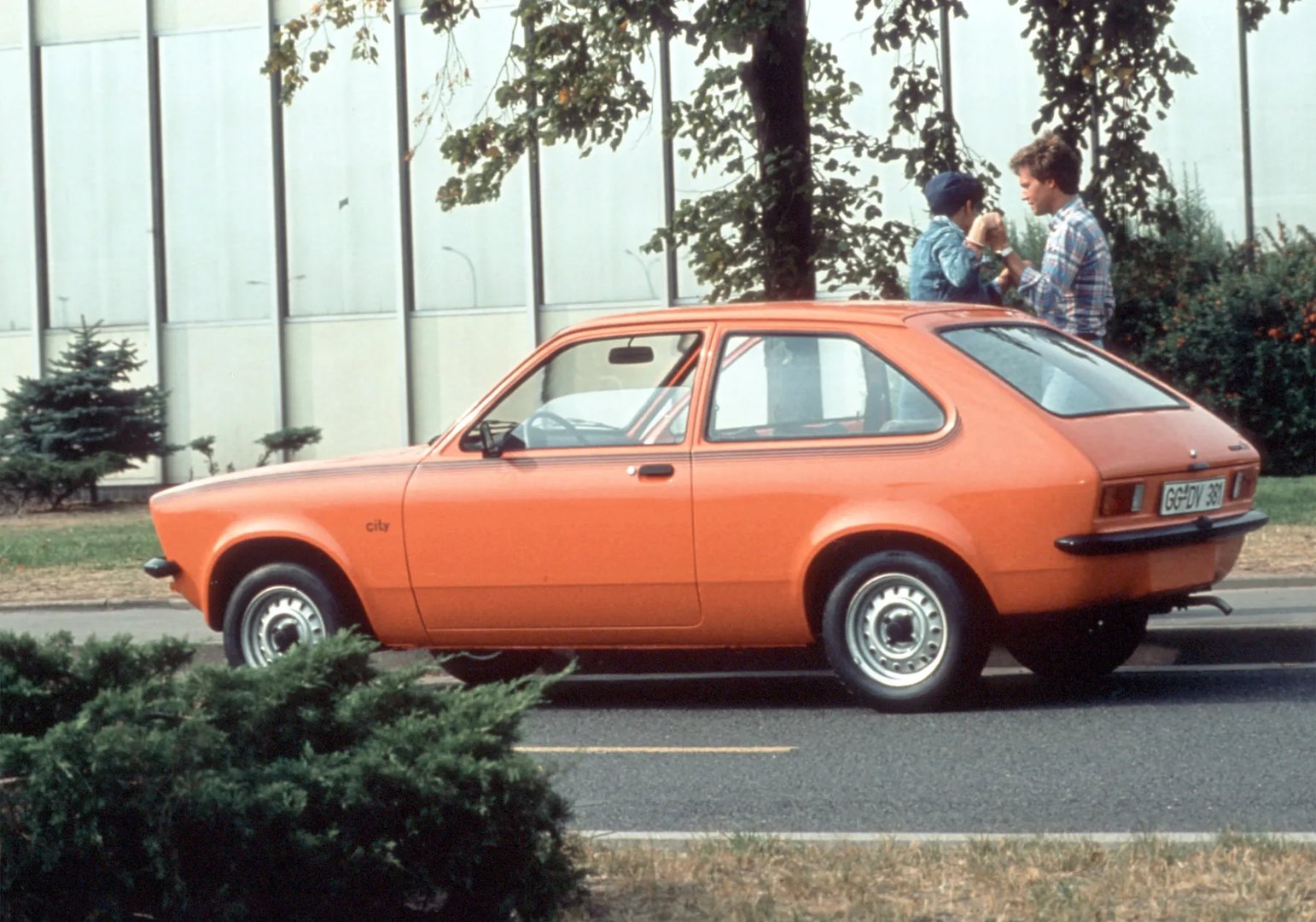 Opel_Kadett_3_generation__Hatchback_3-door__1.jpg