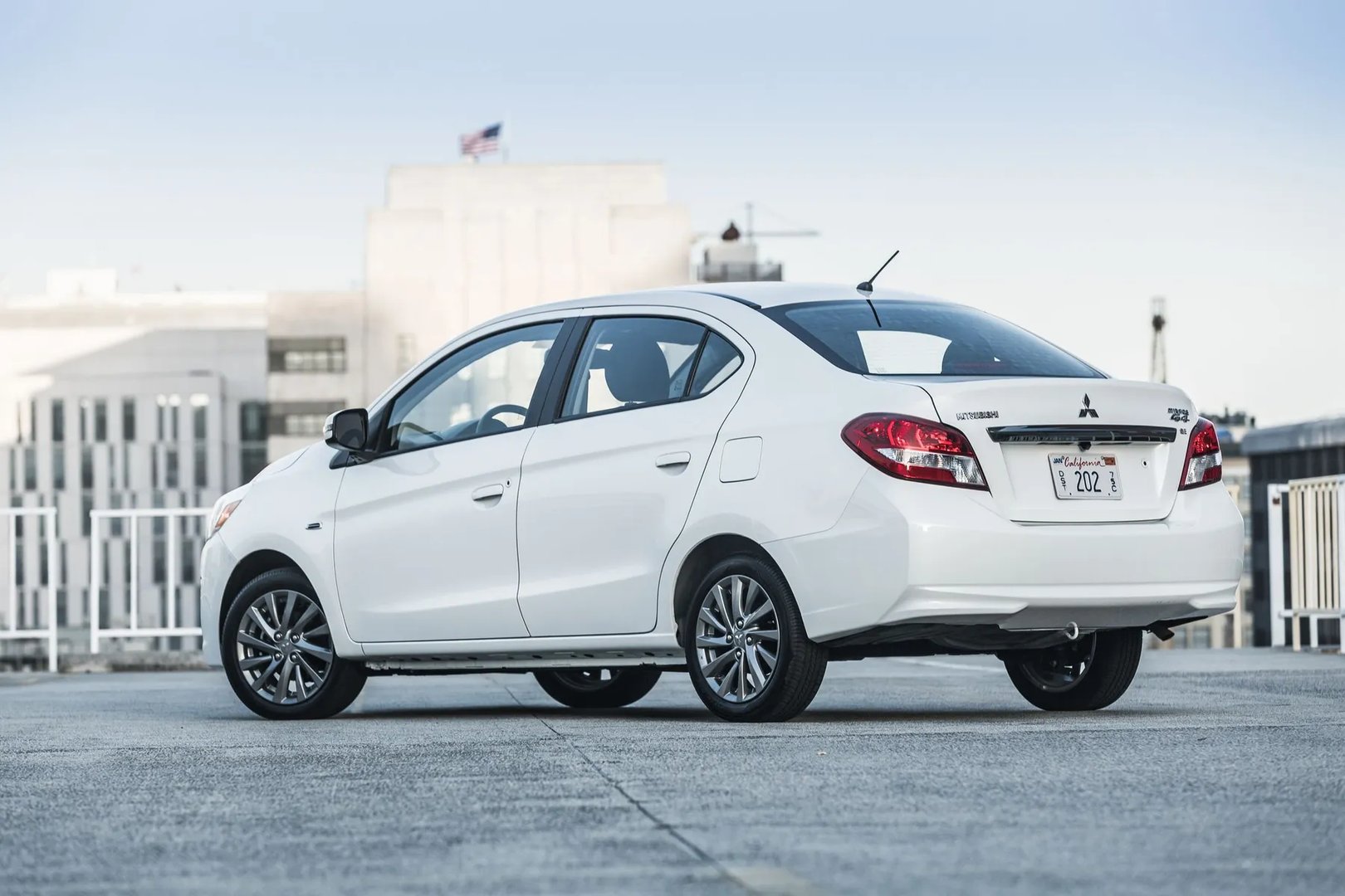 Mitsubishi_Mirage_6_generation_restyling__Sedan__9.jpg