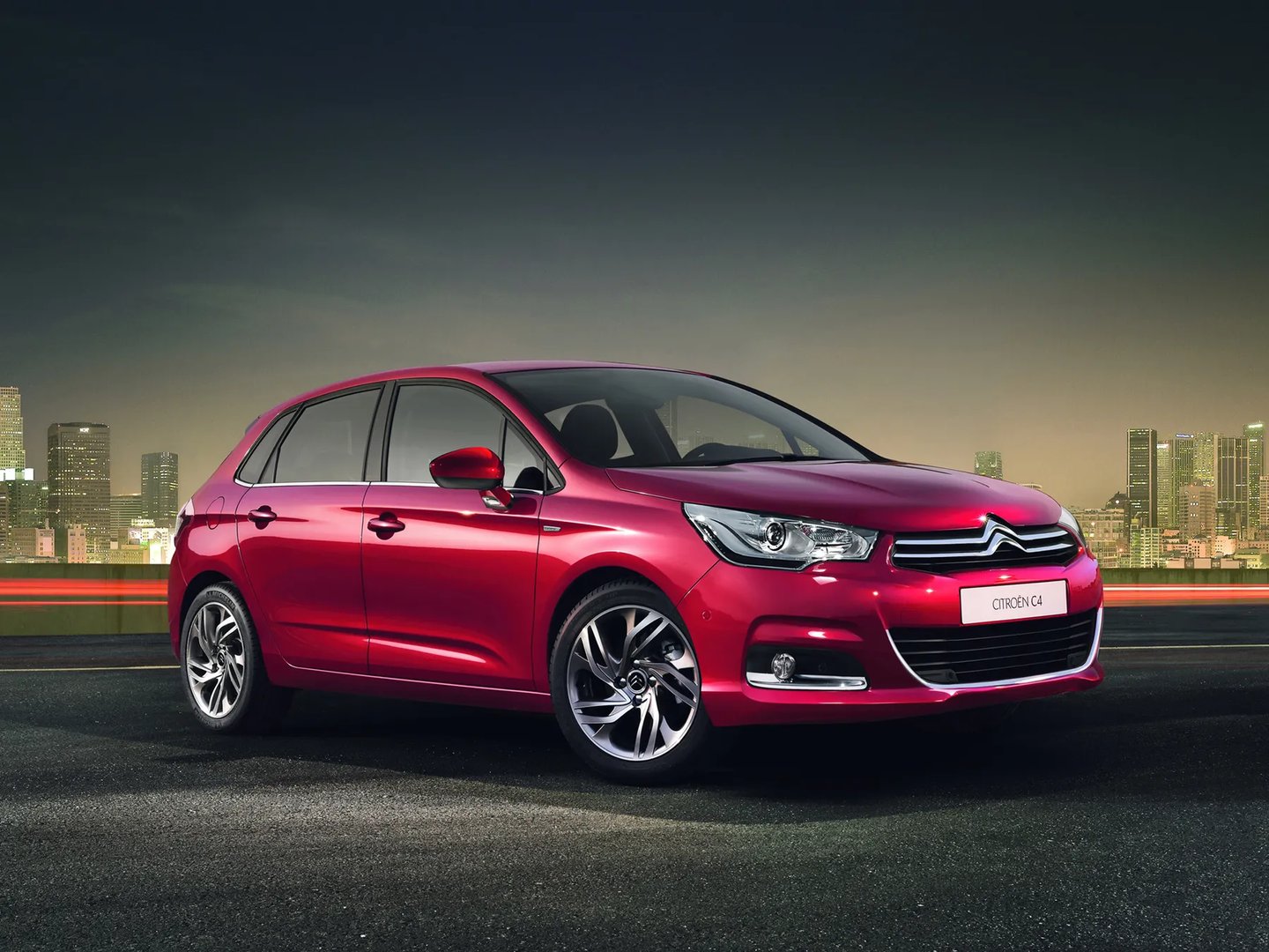 Citroen_C4_2_generation__Hatchback_5-door__1.jpg