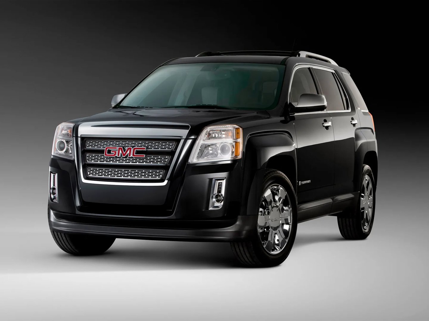 GMC_Terrain_1_generation__SUV_5-doors__13.jpg