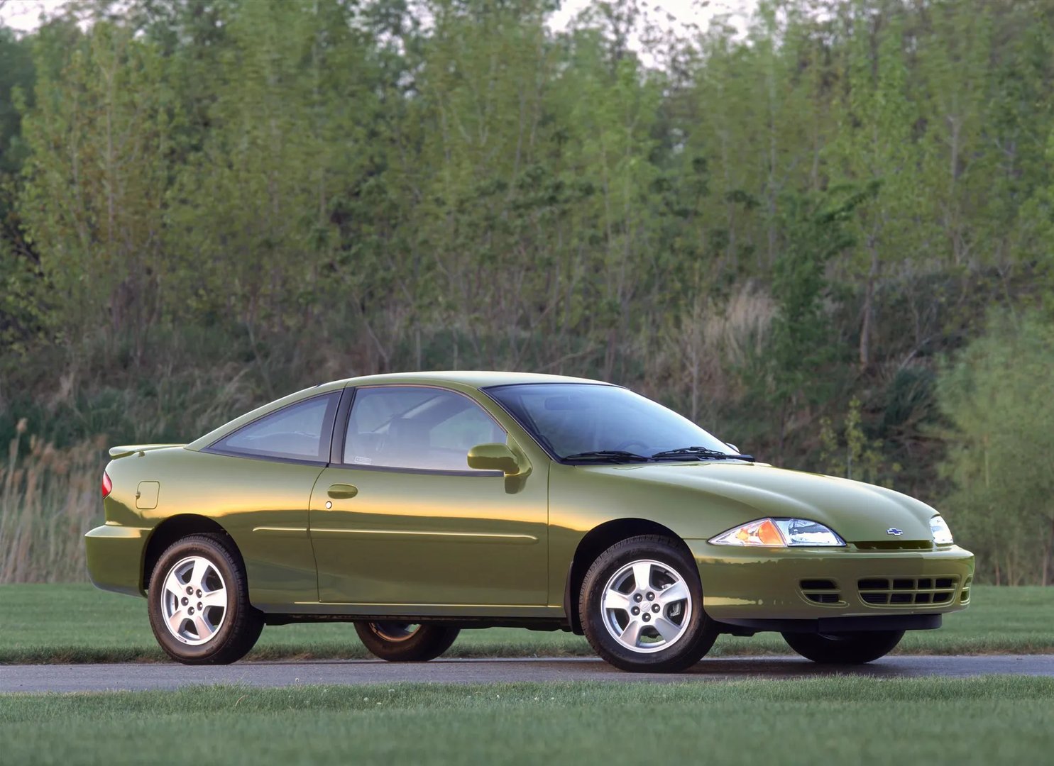 Chevrolet_Cavalier_3_generation_restyling__Coupe__2.jpg