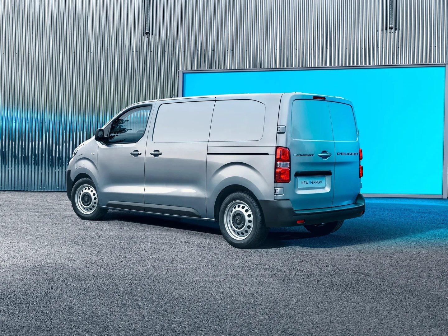 Peugeot_Expert_3_generation_restyling__Van__1.jpg