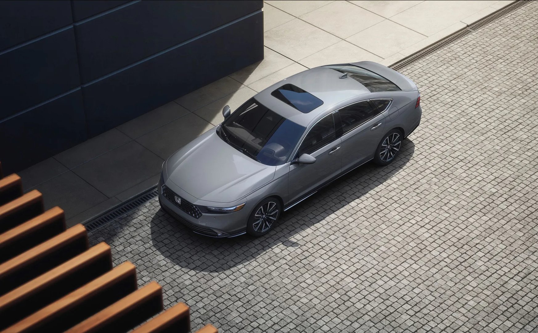 Honda_Accord_(USA)_11_generation__Sedan__6.jpg