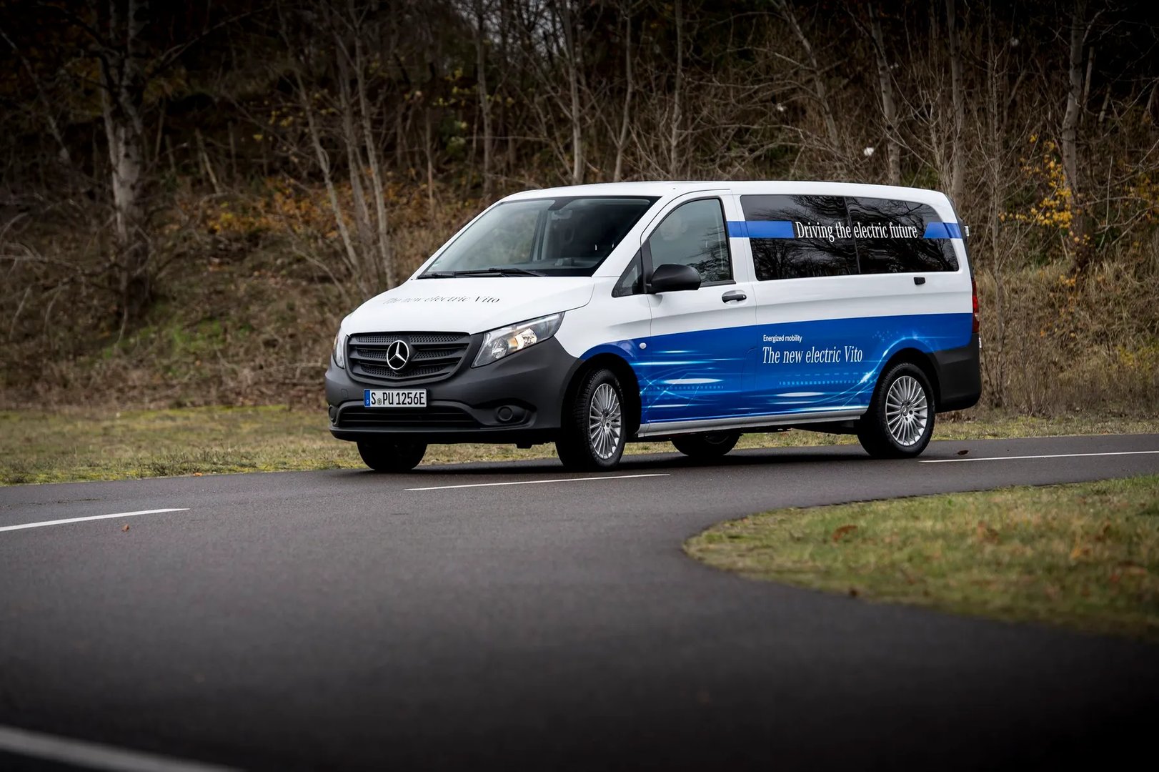 Mercedes_Vito_3_generation_restyling__Minivan__4.jpg