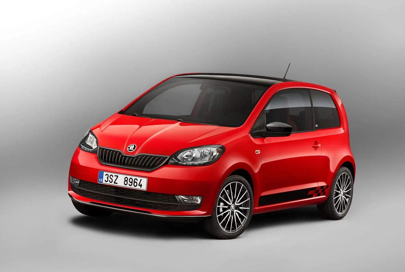 1 generation, restyling 