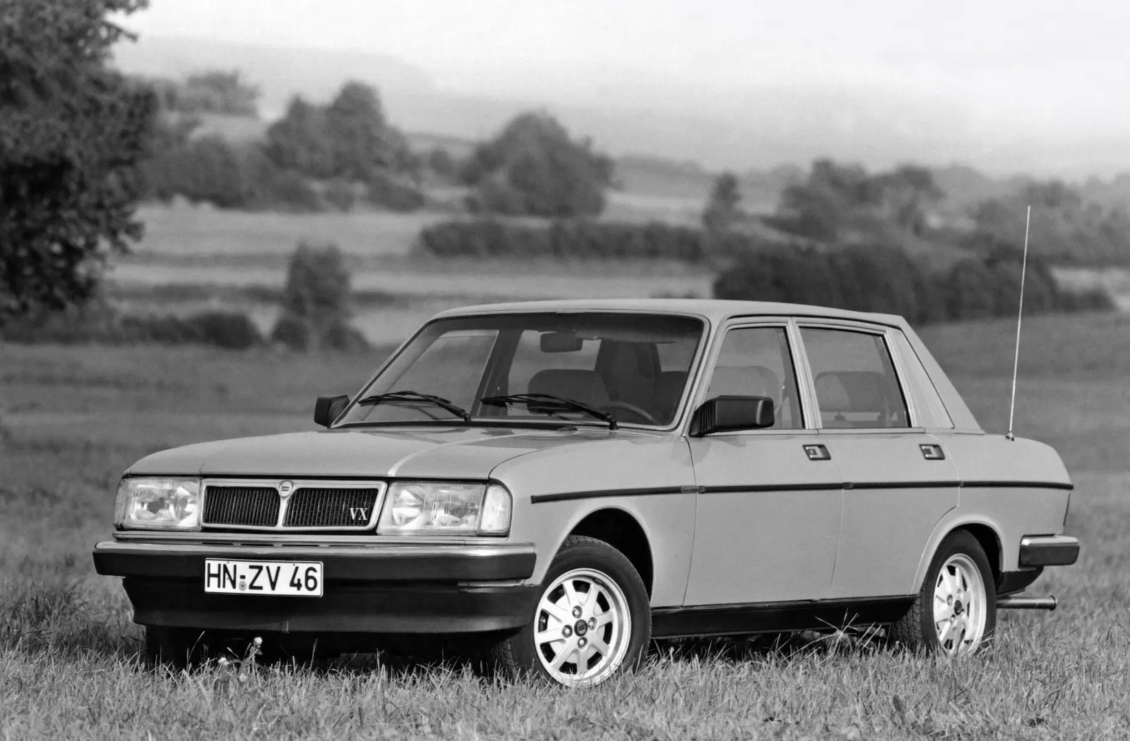 Lancia_Trevi_1_generation__Sedan__3.jpg