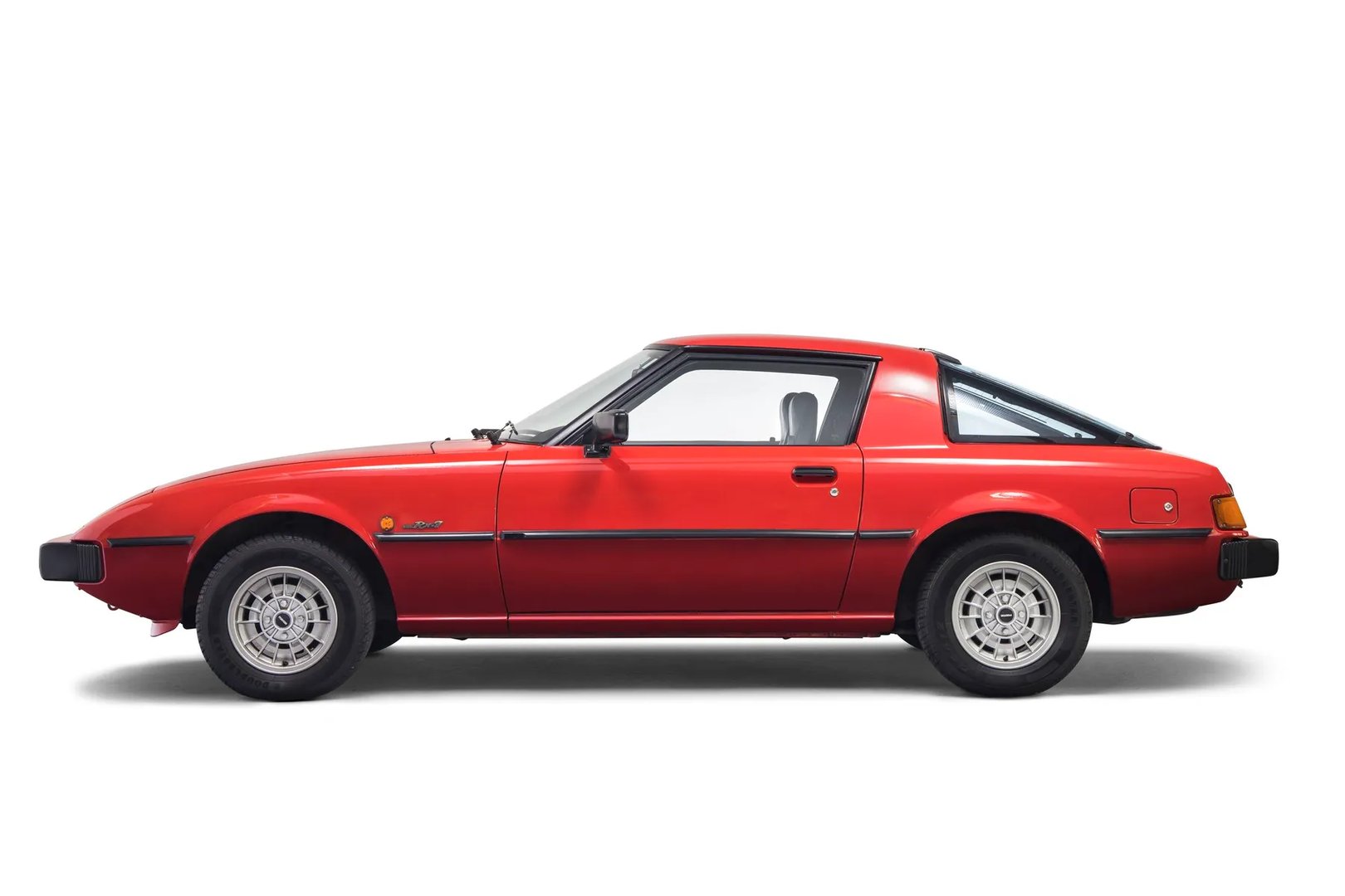 Mazda_RX-7_1_generation__Coupe__7.jpg