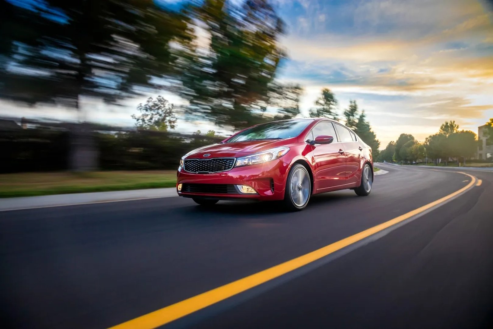 Kia_Forte_2_generation_restyling__Sedan__2.jpg