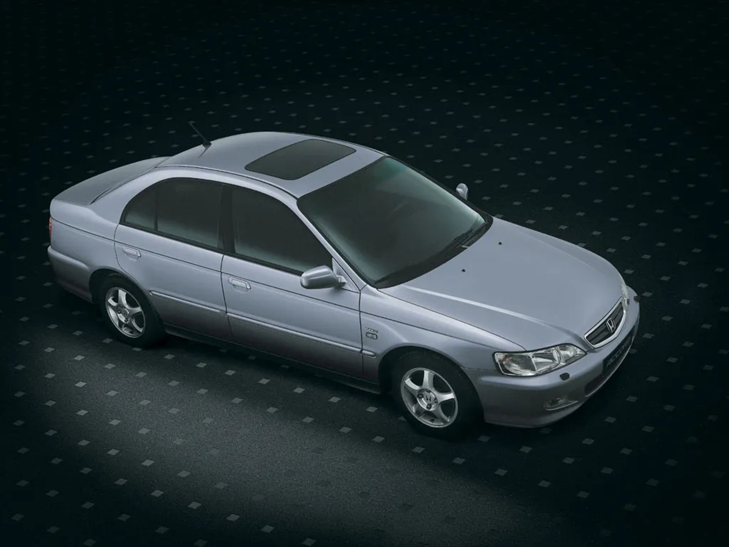 Honda_Accord_6_generation__Sedan__7.jpg