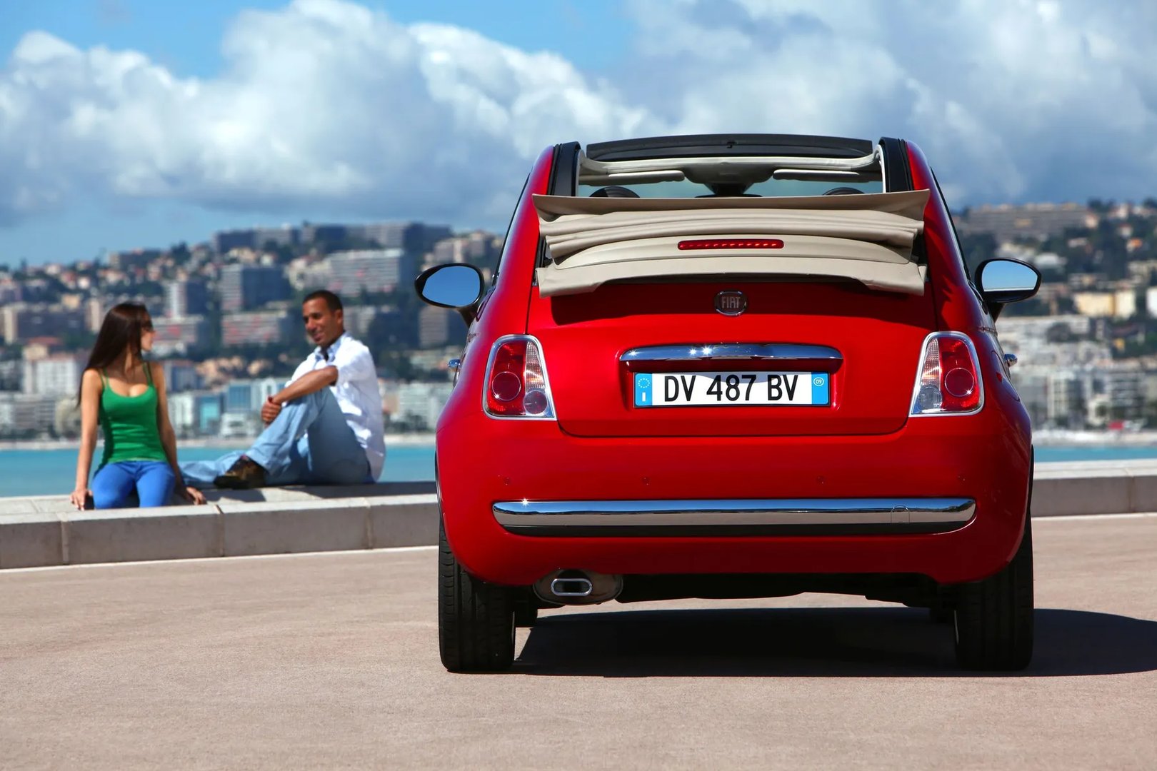 Fiat_500_2_generation__Cabrio__13.jpg