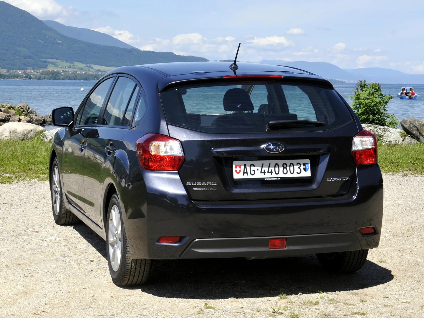 Subaru_Impreza_4_generation__Hatchback_5-door__11.jpg
