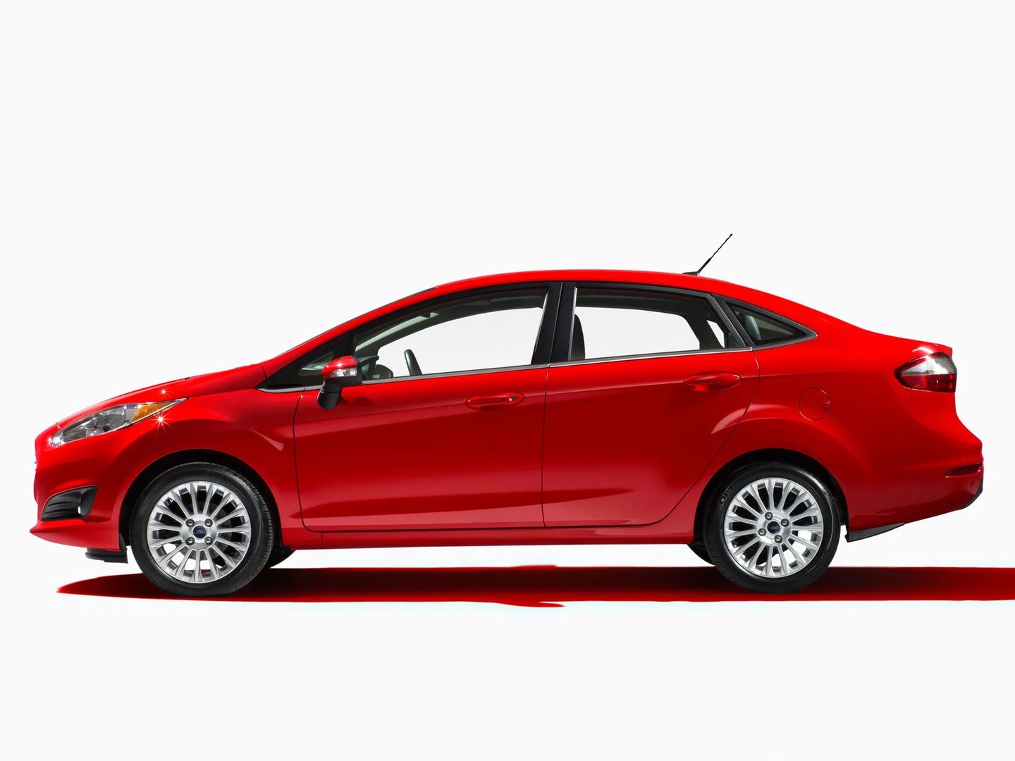 Ford_Fiesta_6_generation_restyling__Sedan__3.jpg