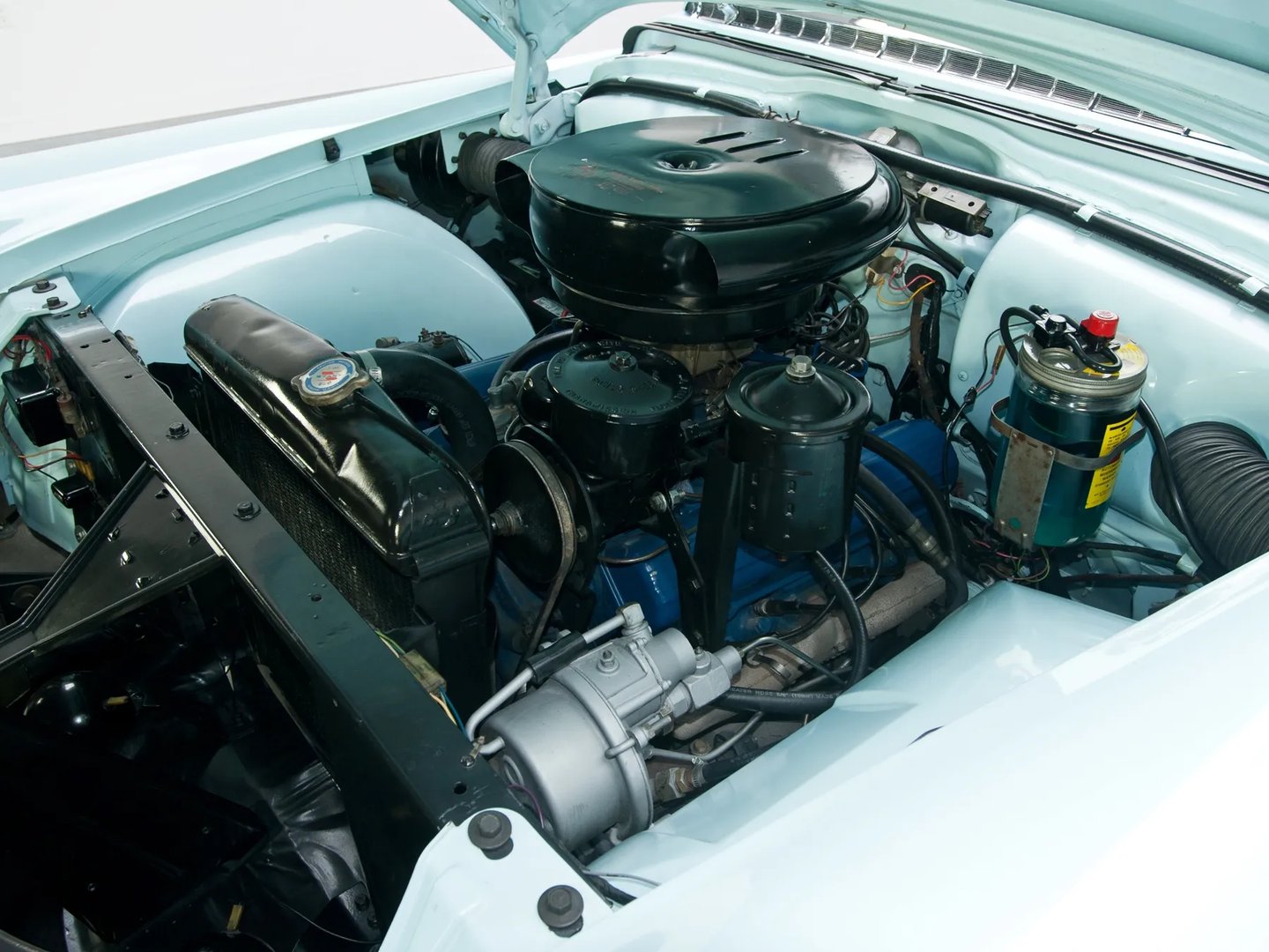 Cadillac_Series_62_4_generation__Coupe_Hardtop__3.jpg