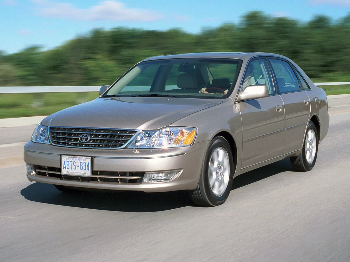 Toyota_Avalon_2_generation_restyling__Sedan__1.jpg