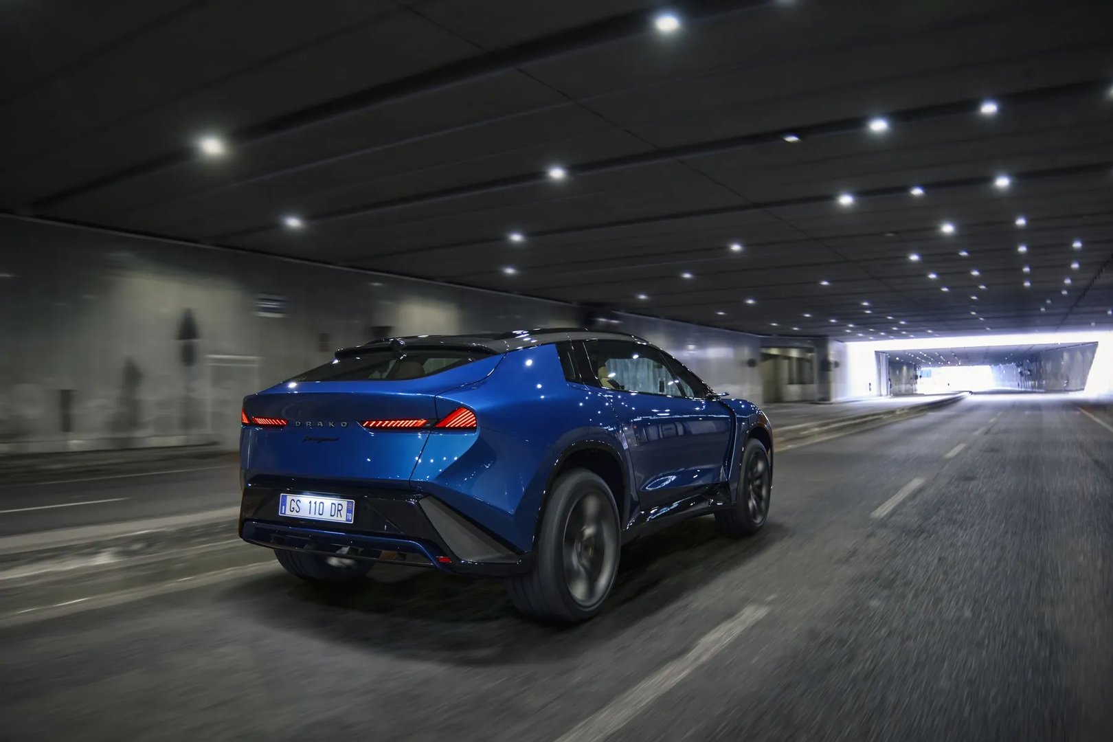 drako_Dragon_1_generation__SUV_Coupe__9.jpg